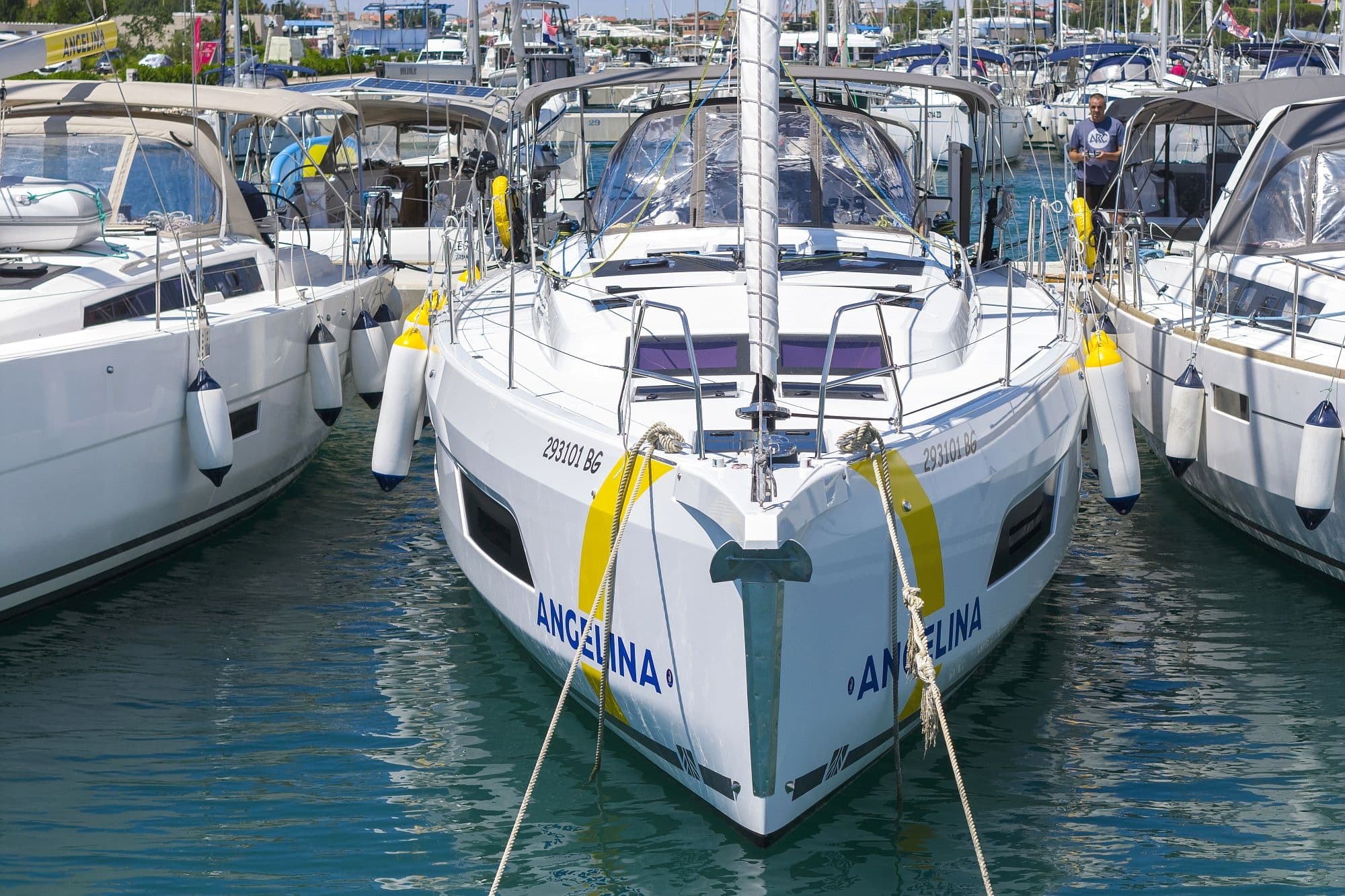 Angelina Yacht Charter