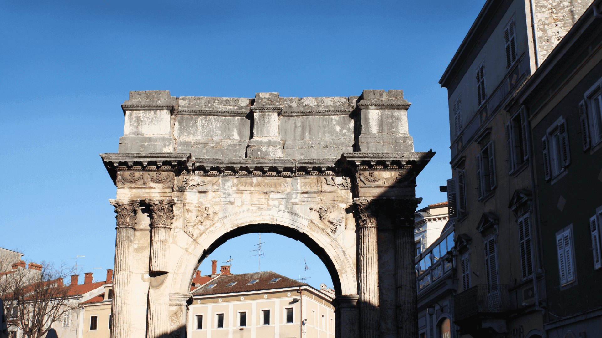 Arco dei Sergi in Pula