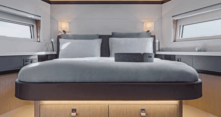 oceanis 62 penultimo interior cabin bedroom area