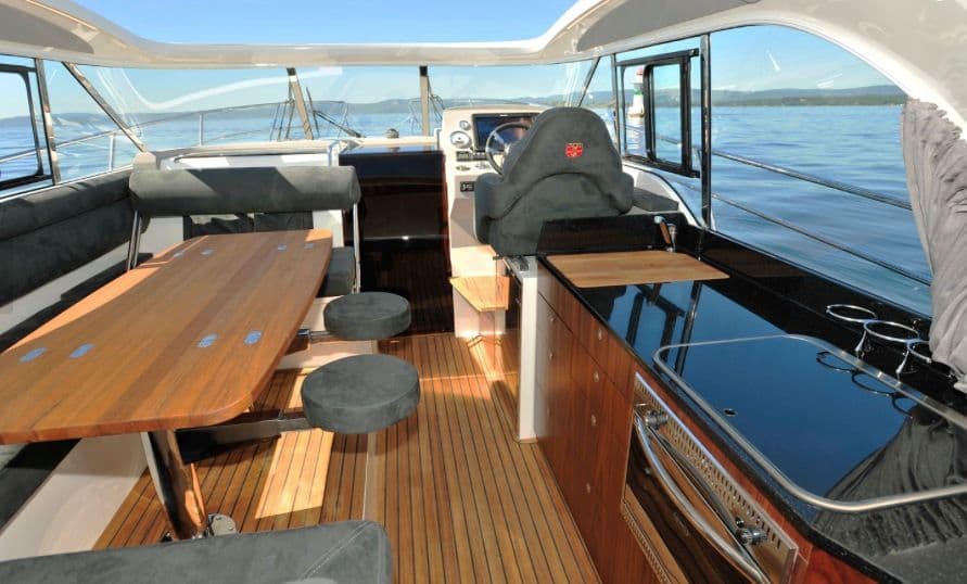 marex 375 bareboat interior dining area
