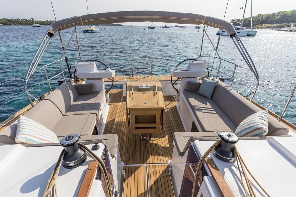 dufour 520 blue bayou top deck