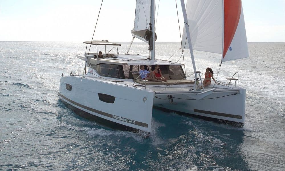 lucia 40 sea energy IV exterior catamaran