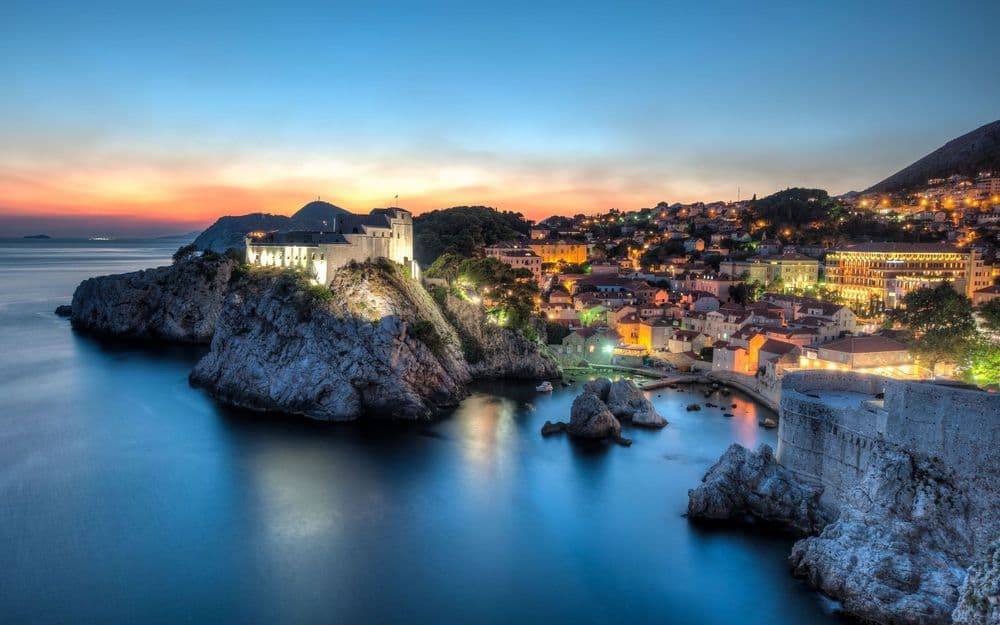 croatia dubrovnik sea cliff night town lights